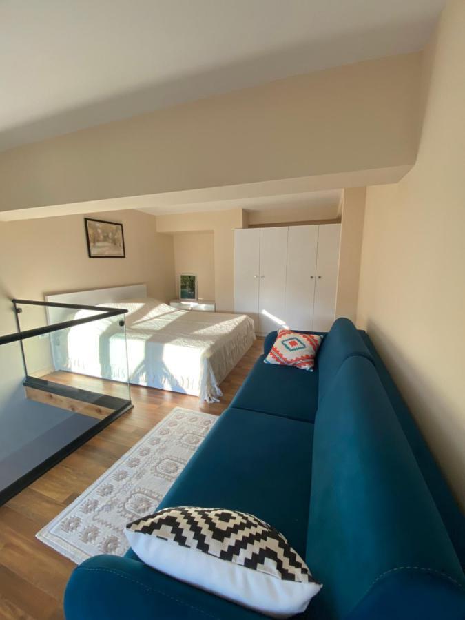 Jon'S Duplex Apartment ติรานา ภายนอก รูปภาพ